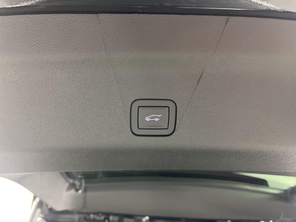 new 2026 Chevrolet Suburban car, priced at $100,900