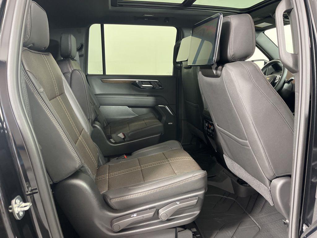 new 2026 Chevrolet Suburban car, priced at $100,900