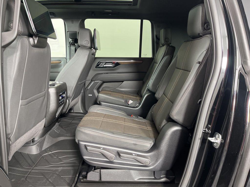 new 2026 Chevrolet Suburban car, priced at $100,900