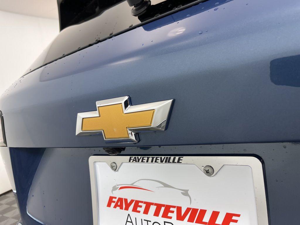 new 2026 Chevrolet Equinox car, priced at $32,820