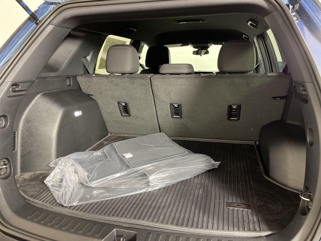 new 2026 Chevrolet Equinox car, priced at $32,820