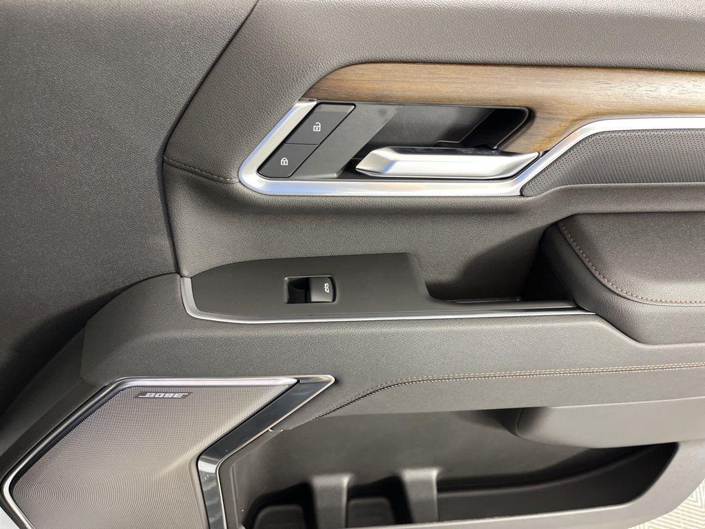 new 2025 Chevrolet Silverado 2500 car, priced at $79,880