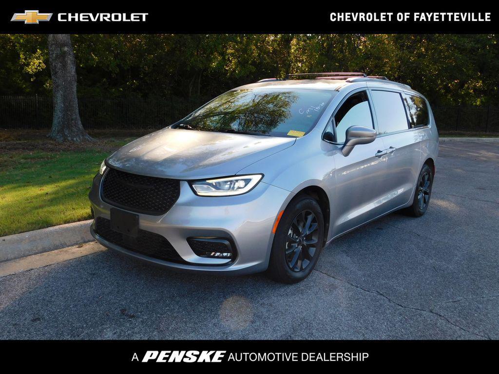 used 2021 Chrysler Pacifica car, priced at $26,091