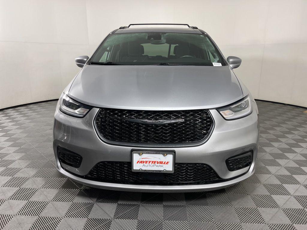 used 2021 Chrysler Pacifica car, priced at $25,213