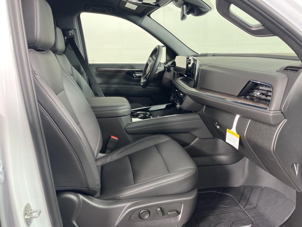 new 2026 Chevrolet Tahoe car, priced at $73,275
