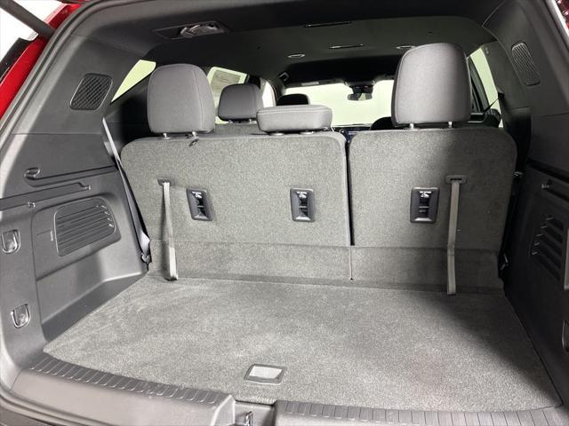 new 2025 Chevrolet Traverse car, priced at $47,515