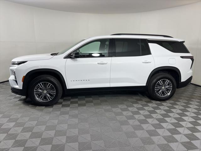 new 2025 Chevrolet Traverse car, priced at $50,155