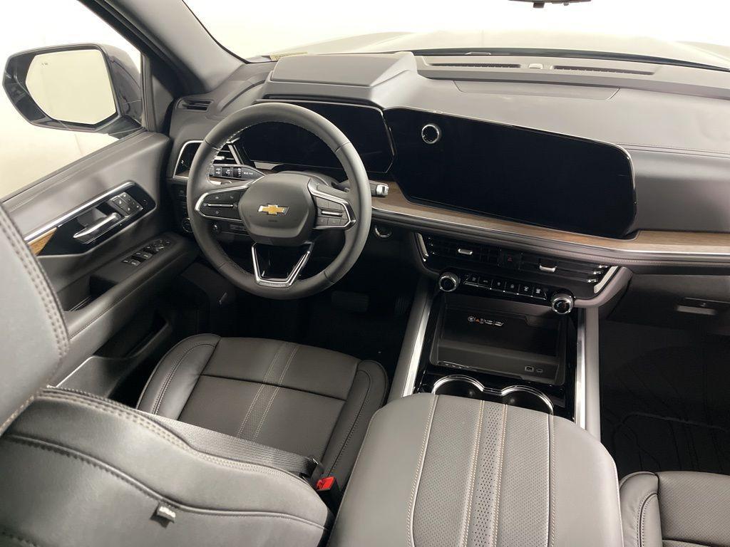 new 2025 Chevrolet Suburban car, priced at $95,545