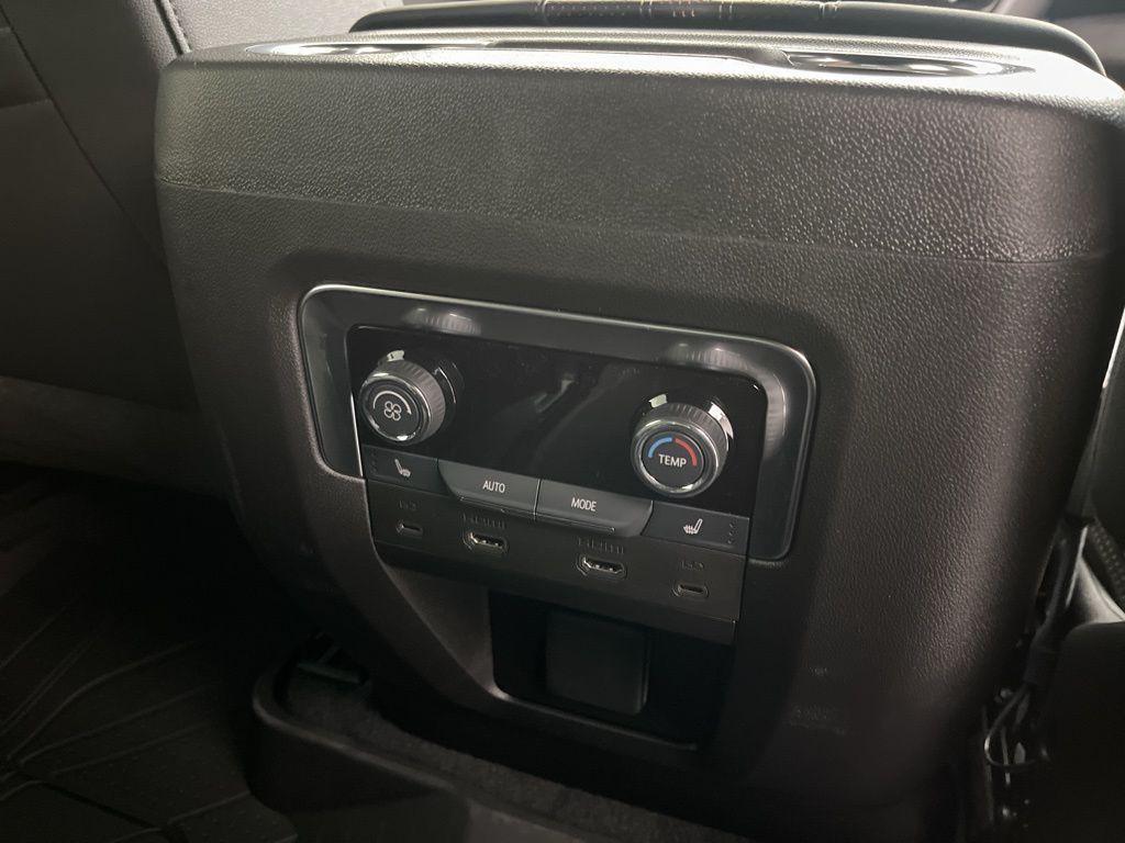 new 2025 Chevrolet Suburban car, priced at $95,545