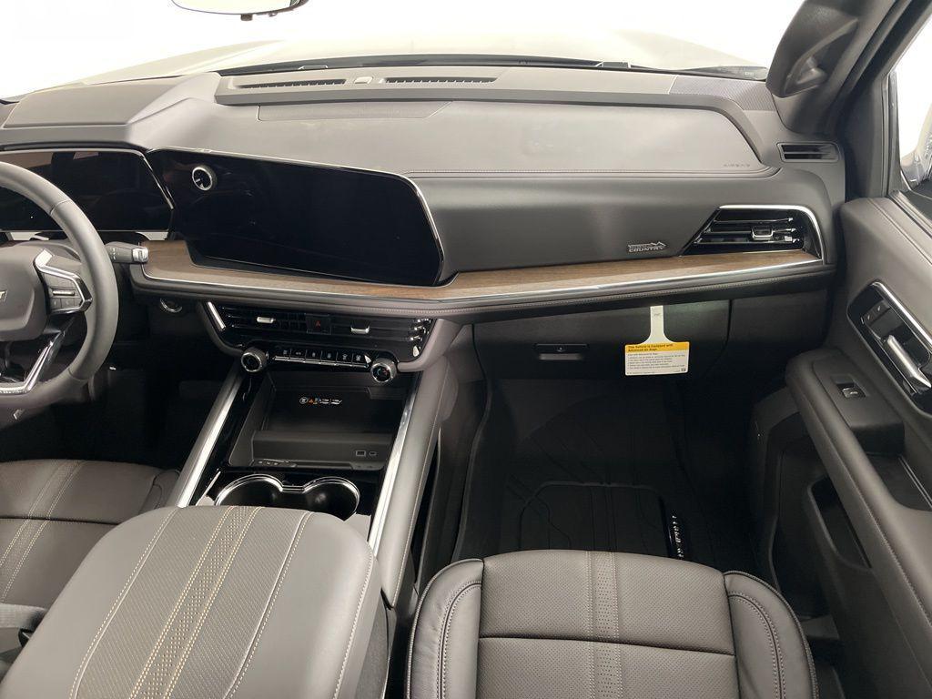 new 2025 Chevrolet Suburban car, priced at $95,545