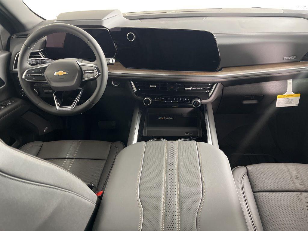 new 2025 Chevrolet Suburban car, priced at $95,545