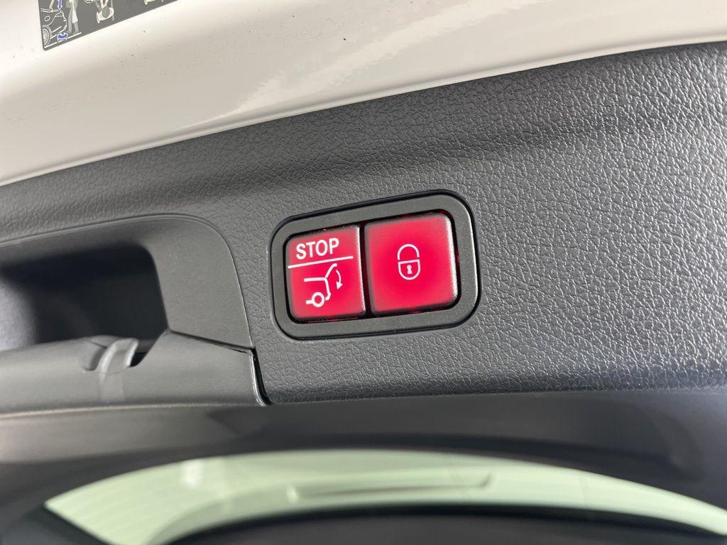 used 2024 Mercedes-Benz GLE 350 car, priced at $46,994