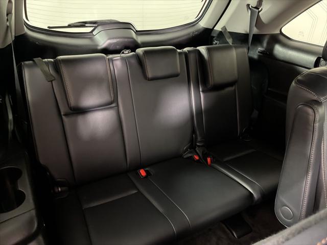 used 2018 Toyota Highlander car, priced at $22,980