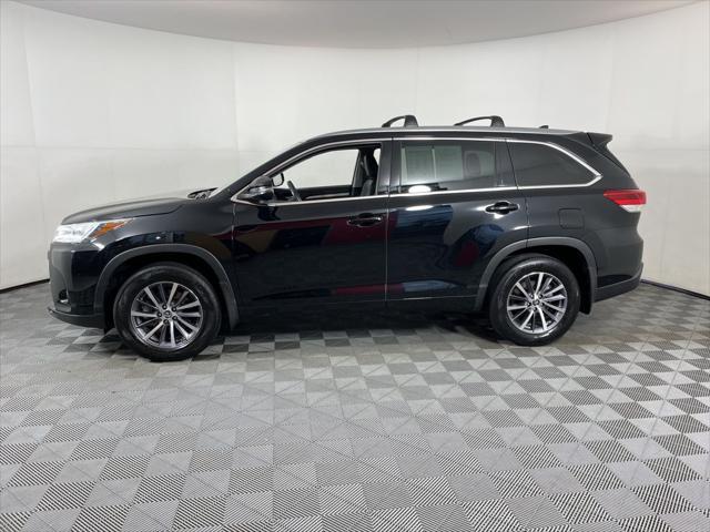used 2018 Toyota Highlander car, priced at $22,980