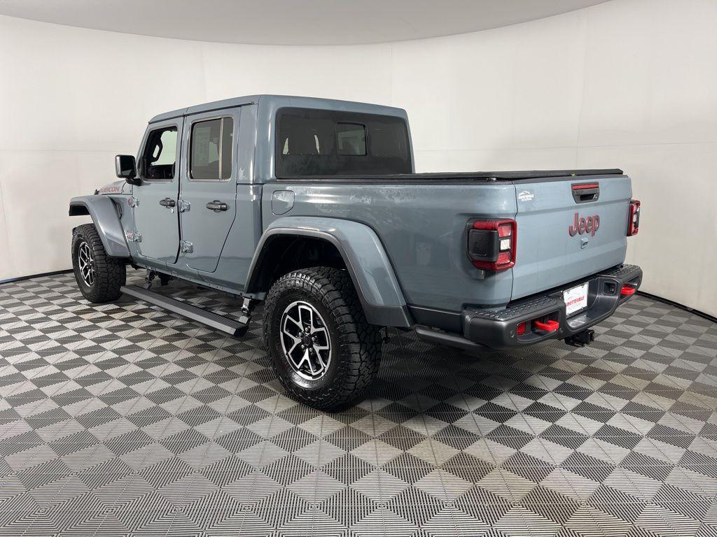 used 2025 Jeep Gladiator car, priced at $50,896