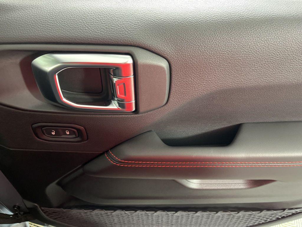 used 2025 Jeep Gladiator car, priced at $50,896