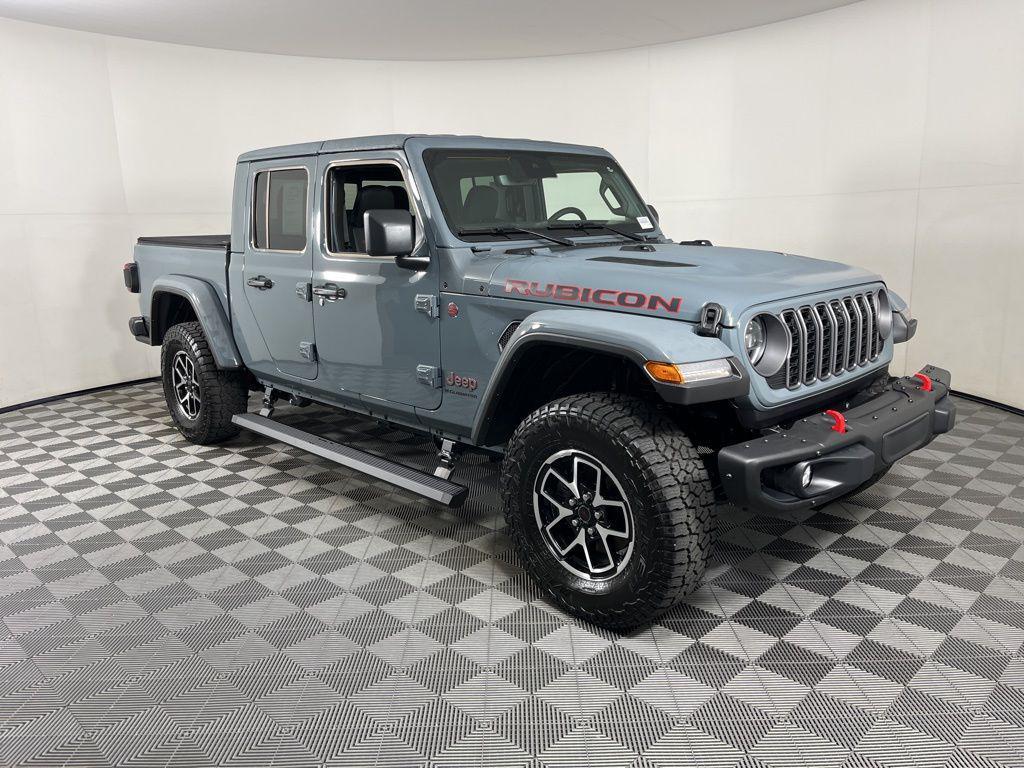 used 2025 Jeep Gladiator car, priced at $50,896