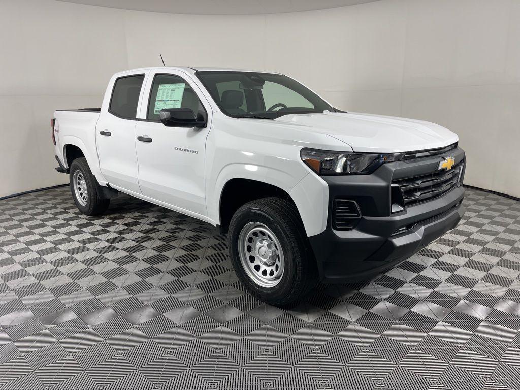 new 2026 Chevrolet Colorado car, priced at $40,880