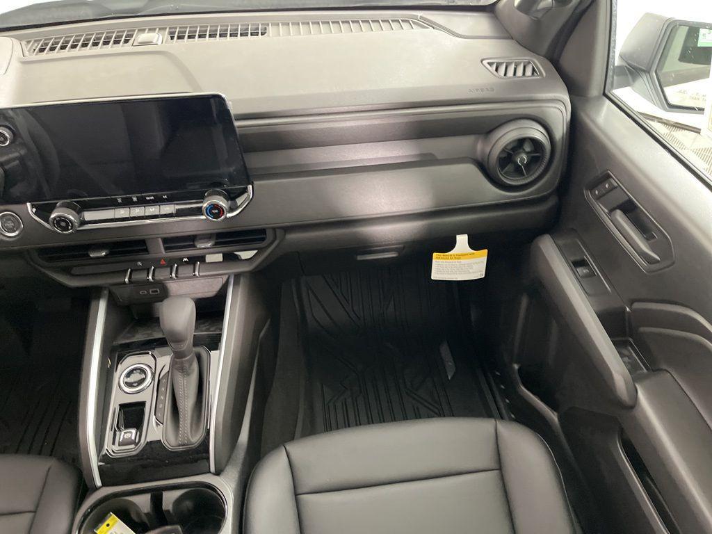 new 2026 Chevrolet Colorado car, priced at $40,880