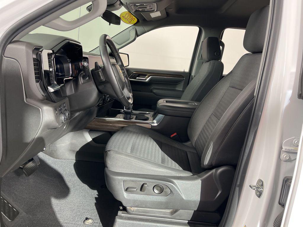 used 2022 Chevrolet Silverado 1500 car, priced at $30,874