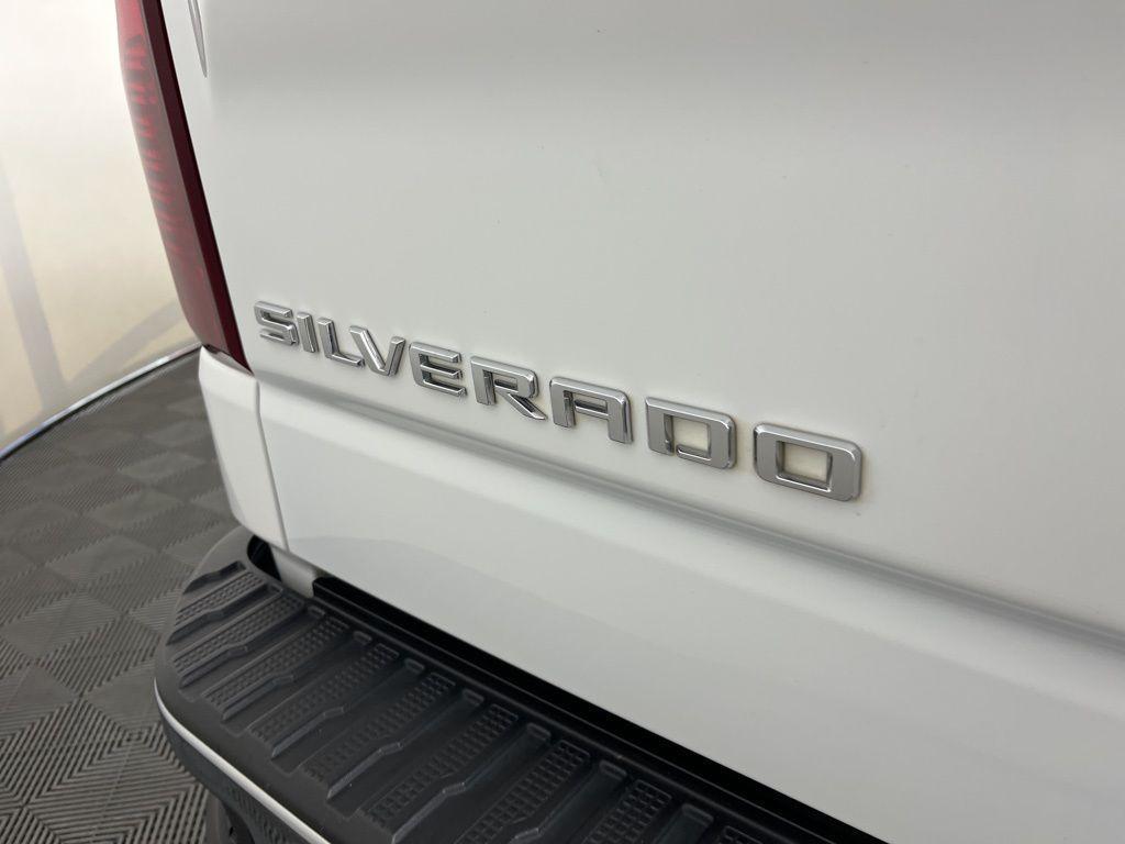 used 2022 Chevrolet Silverado 1500 car, priced at $30,874