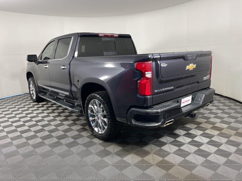 used 2022 Chevrolet Silverado 1500 car, priced at $44,104
