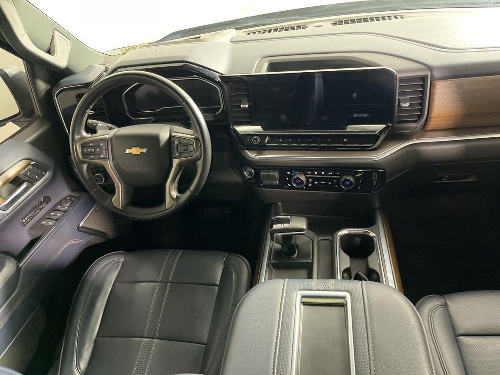 used 2022 Chevrolet Silverado 1500 car, priced at $44,104