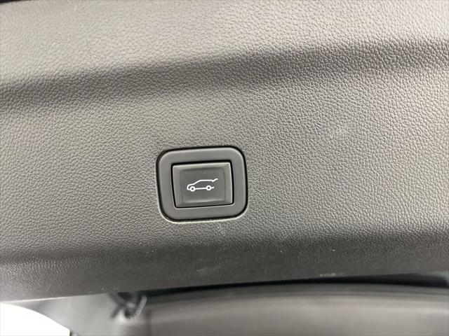 used 2024 GMC Yukon XL car, priced at $88,996