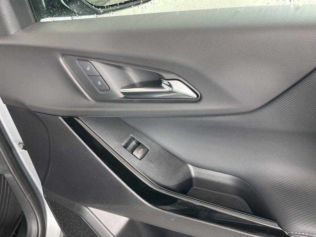 new 2026 Chevrolet Equinox car, priced at $34,945