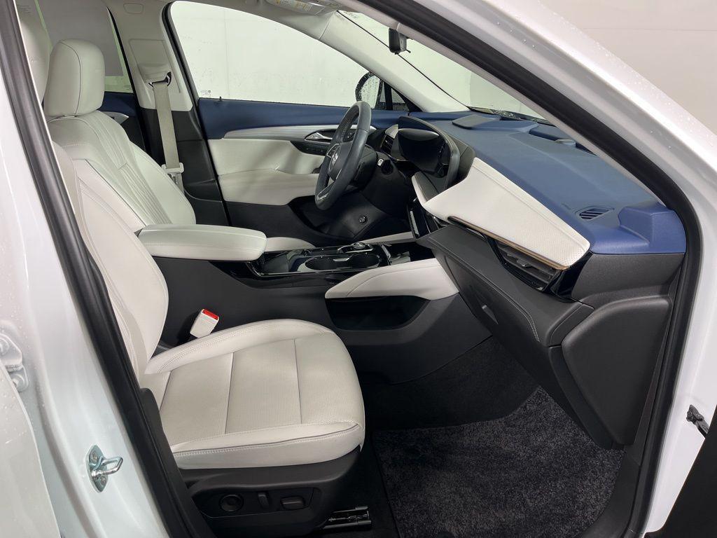 used 2025 Buick Envision car, priced at $39,995