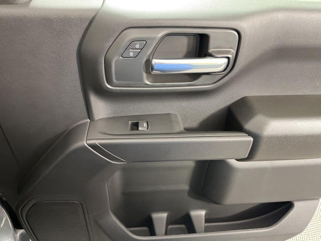 new 2026 Chevrolet Silverado 1500 car, priced at $49,610