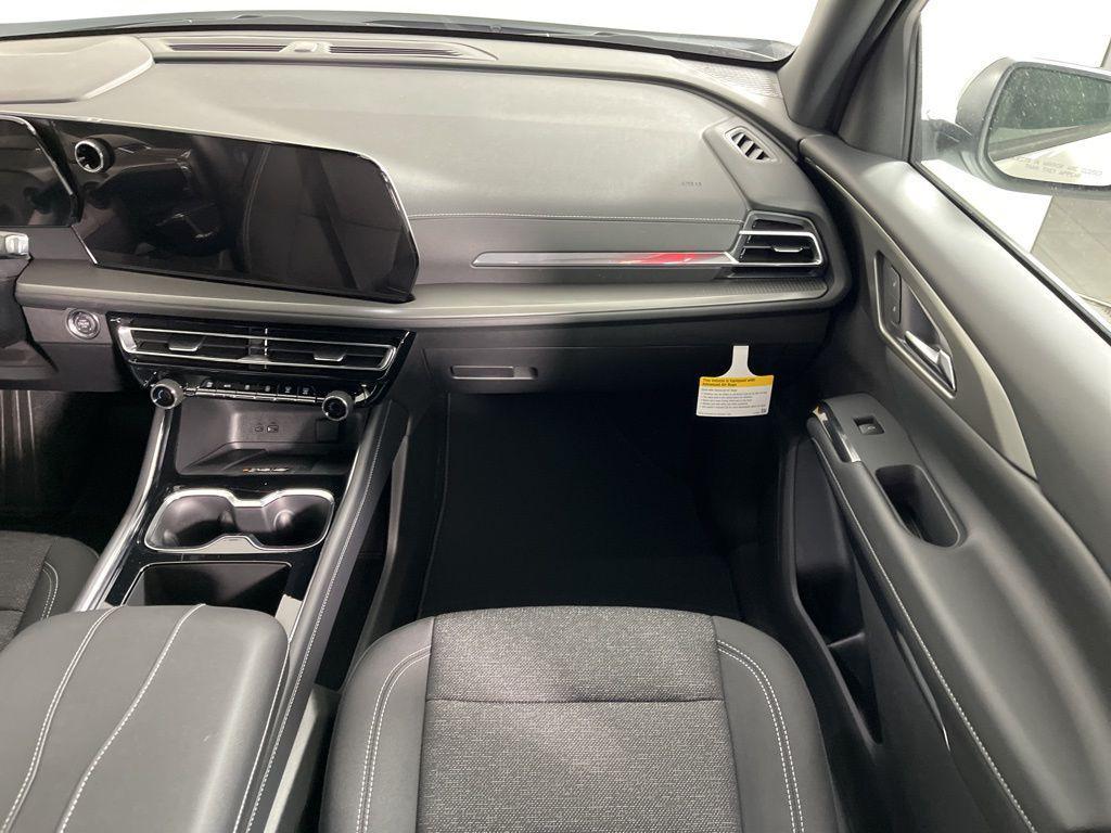 new 2026 Chevrolet Traverse car, priced at $42,695