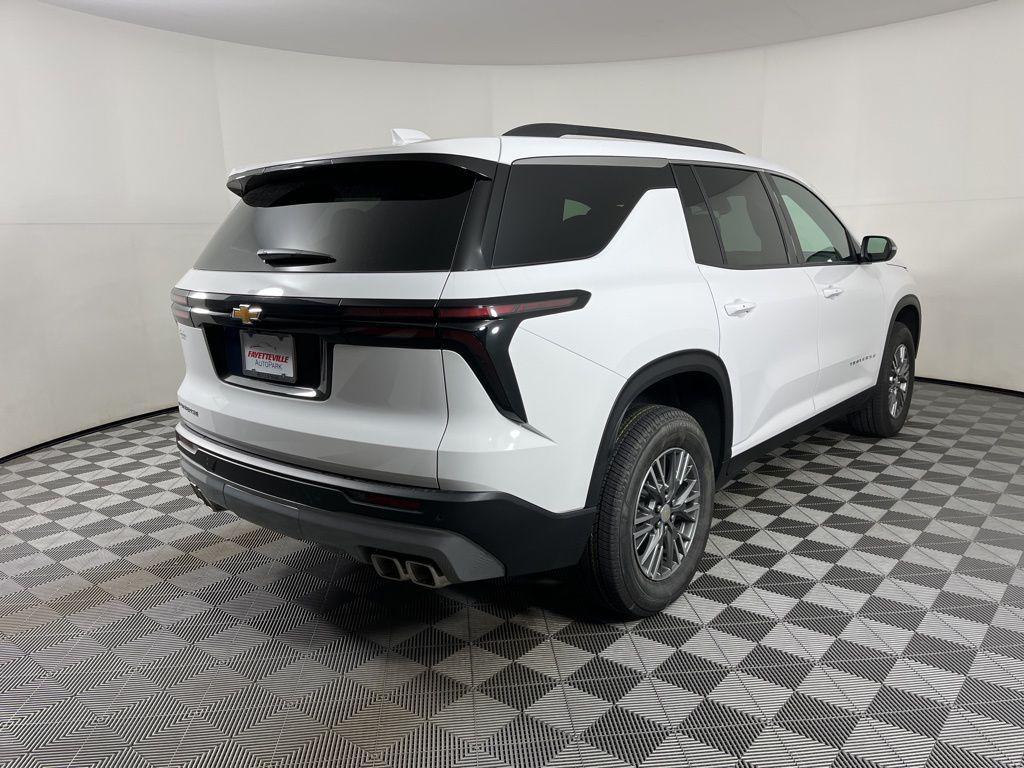 new 2026 Chevrolet Traverse car, priced at $42,695