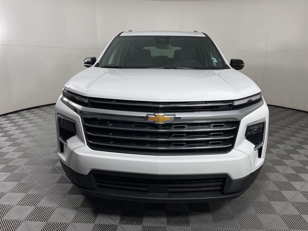 new 2026 Chevrolet Traverse car, priced at $42,695