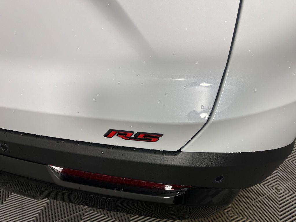 new 2026 Chevrolet Equinox car, priced at $39,100