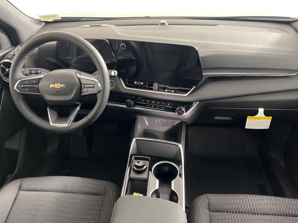 new 2026 Chevrolet Equinox car, priced at $30,820