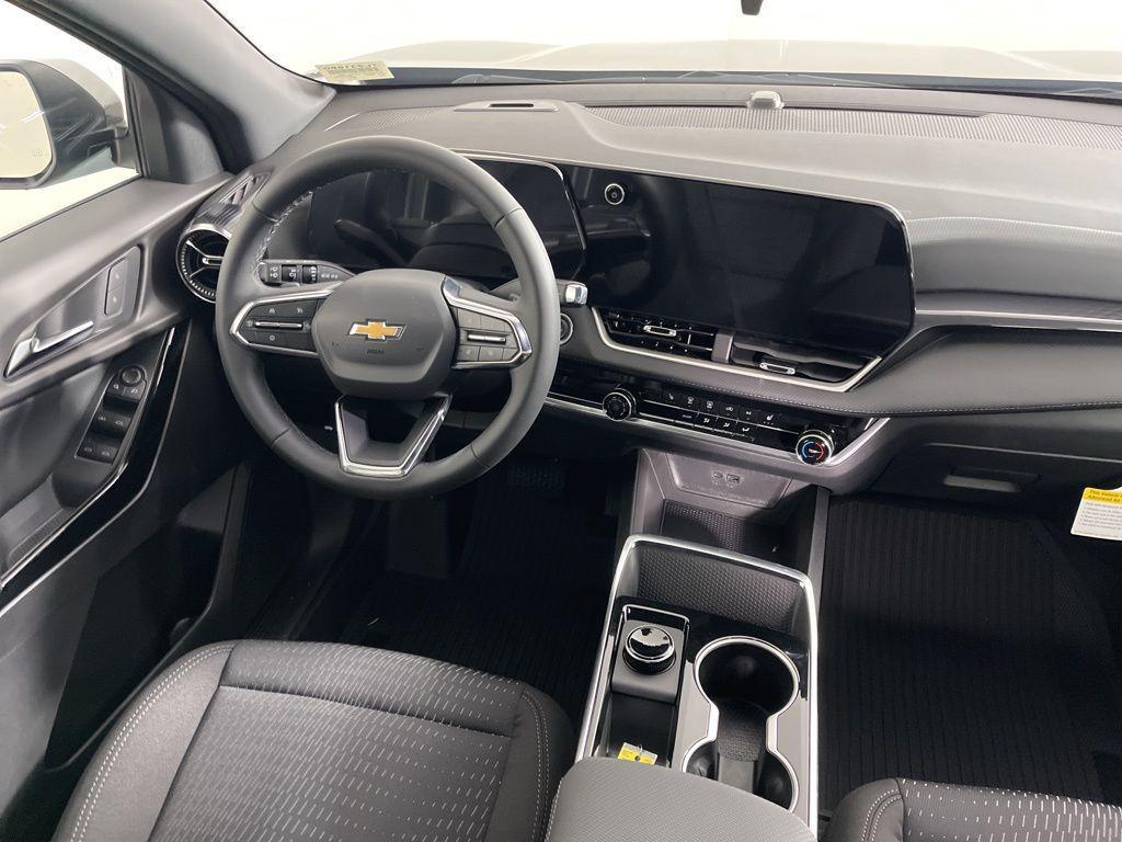 new 2026 Chevrolet Equinox car, priced at $30,820