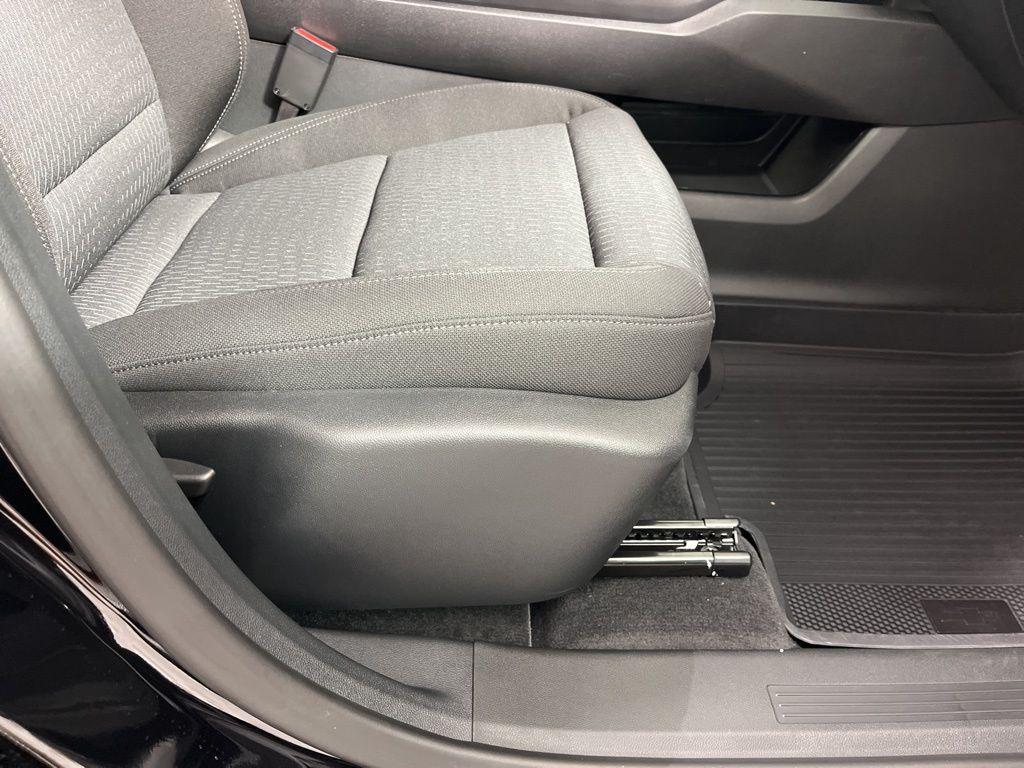 new 2026 Chevrolet Equinox car, priced at $30,820