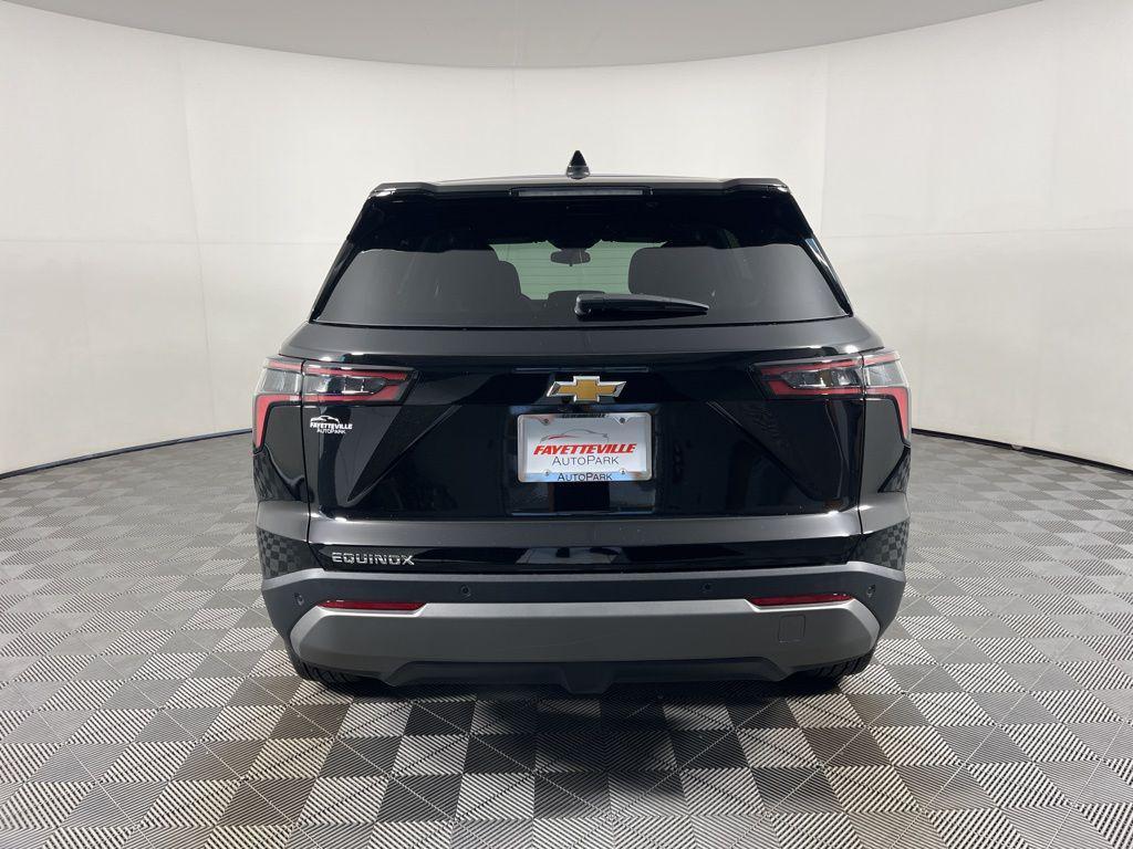 new 2026 Chevrolet Equinox car, priced at $30,820