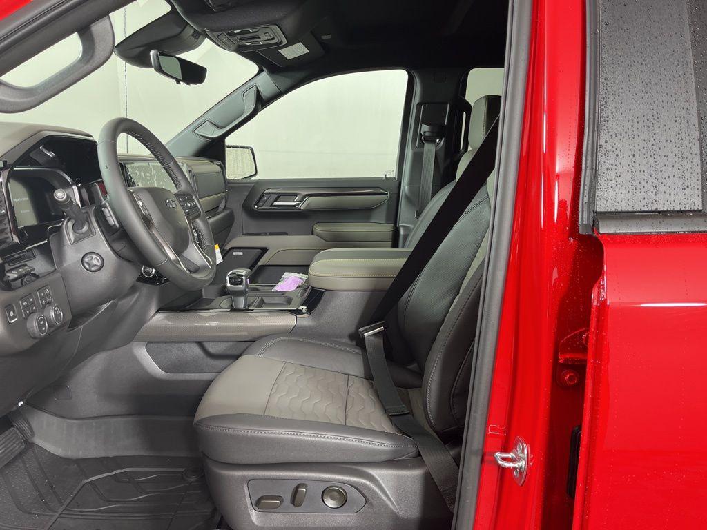 new 2026 Chevrolet Silverado 1500 car, priced at $77,670