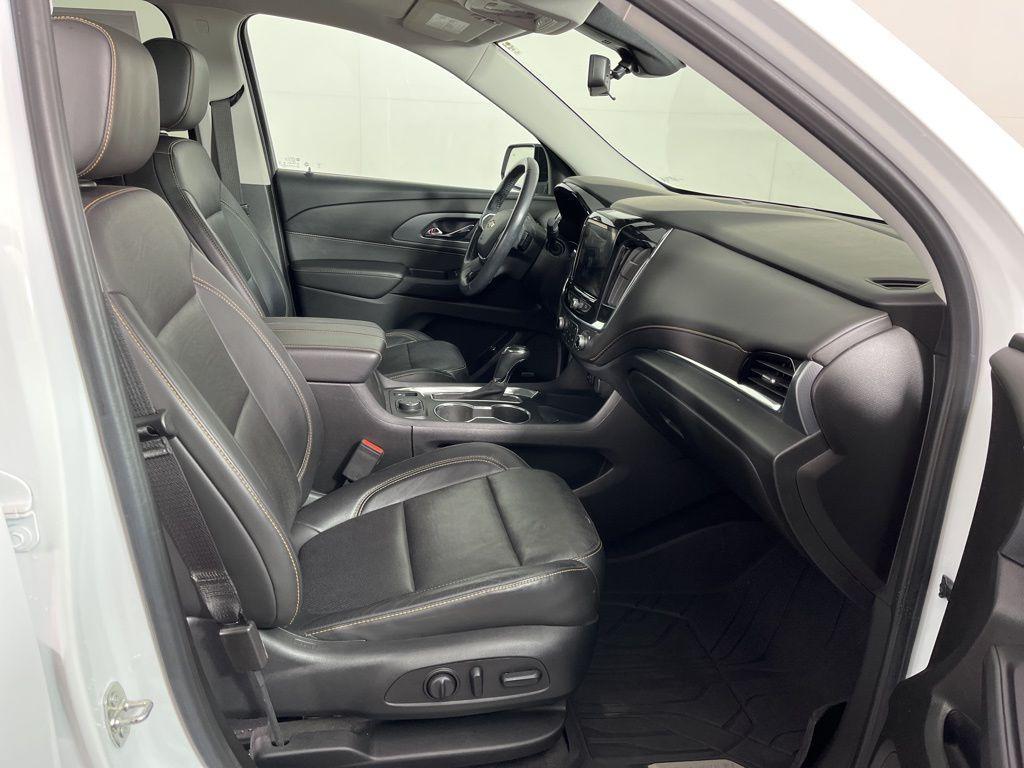 used 2020 Chevrolet Traverse car, priced at $25,828