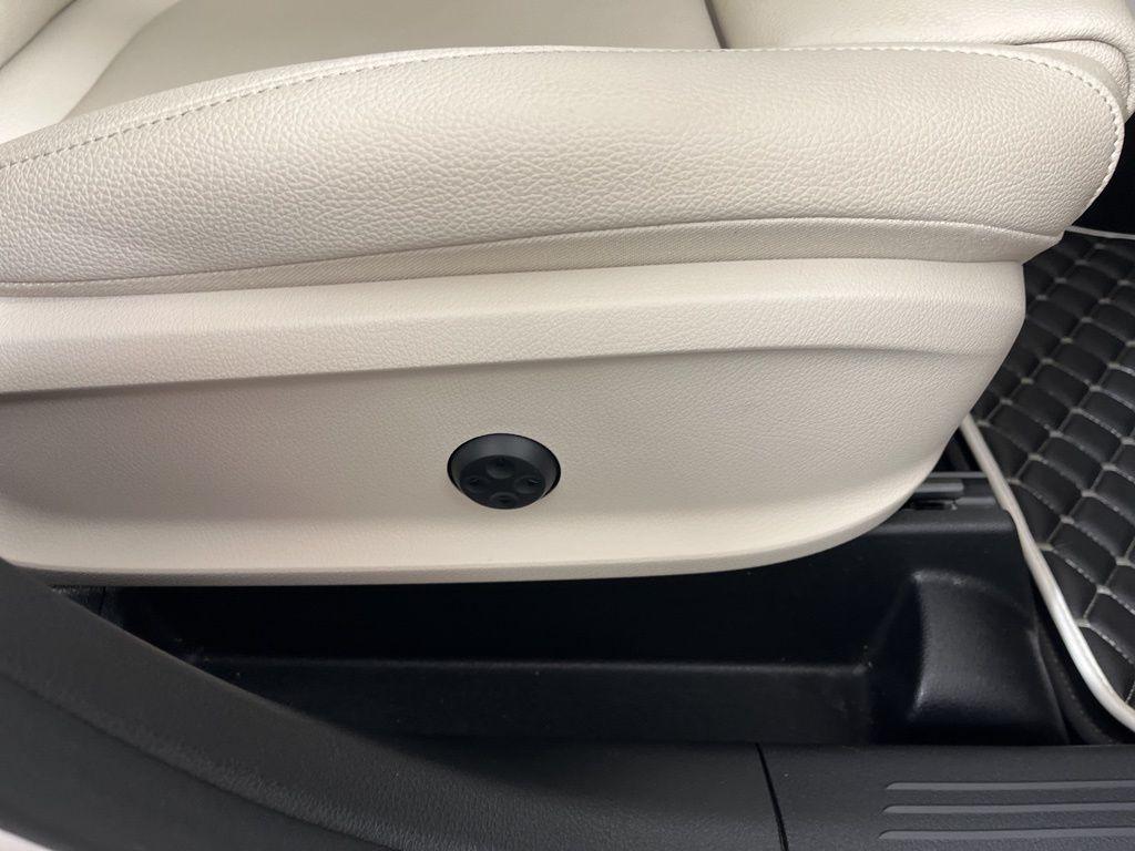 used 2024 Mercedes-Benz GLA 250 car, priced at $32,875