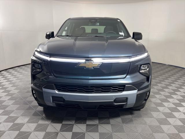 new 2025 Chevrolet Silverado EV car, priced at $75,530