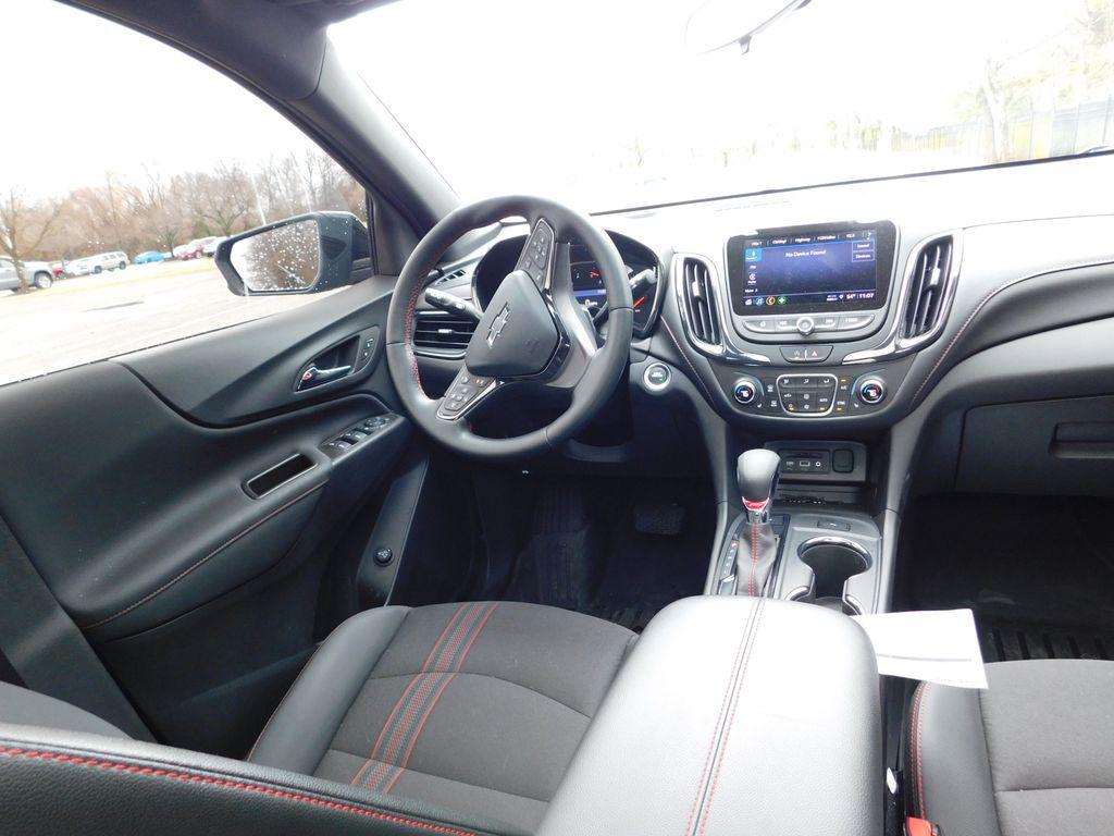 used 2023 Chevrolet Equinox car, priced at $24,861