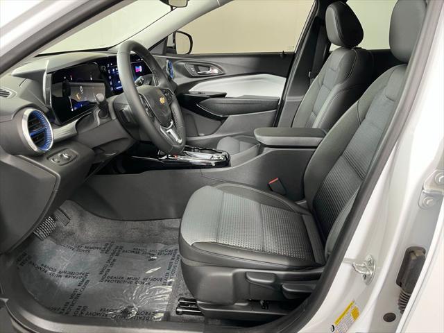 new 2025 Chevrolet Trax car, priced at $25,820