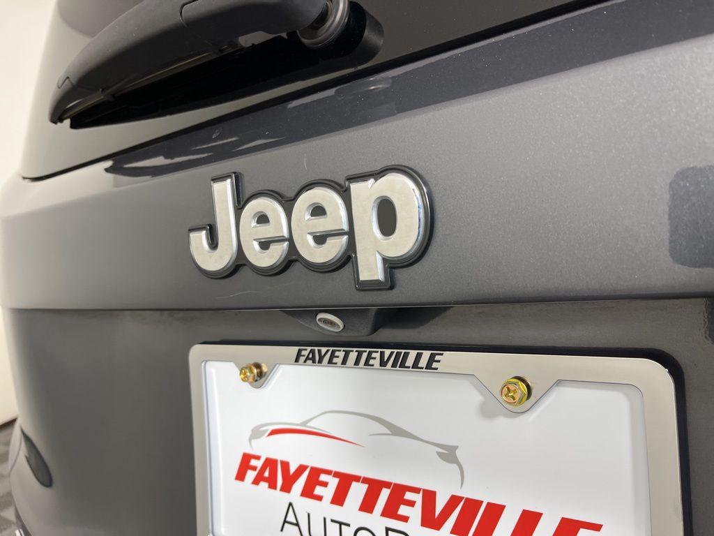 used 2022 Jeep Renegade car, priced at $19,031