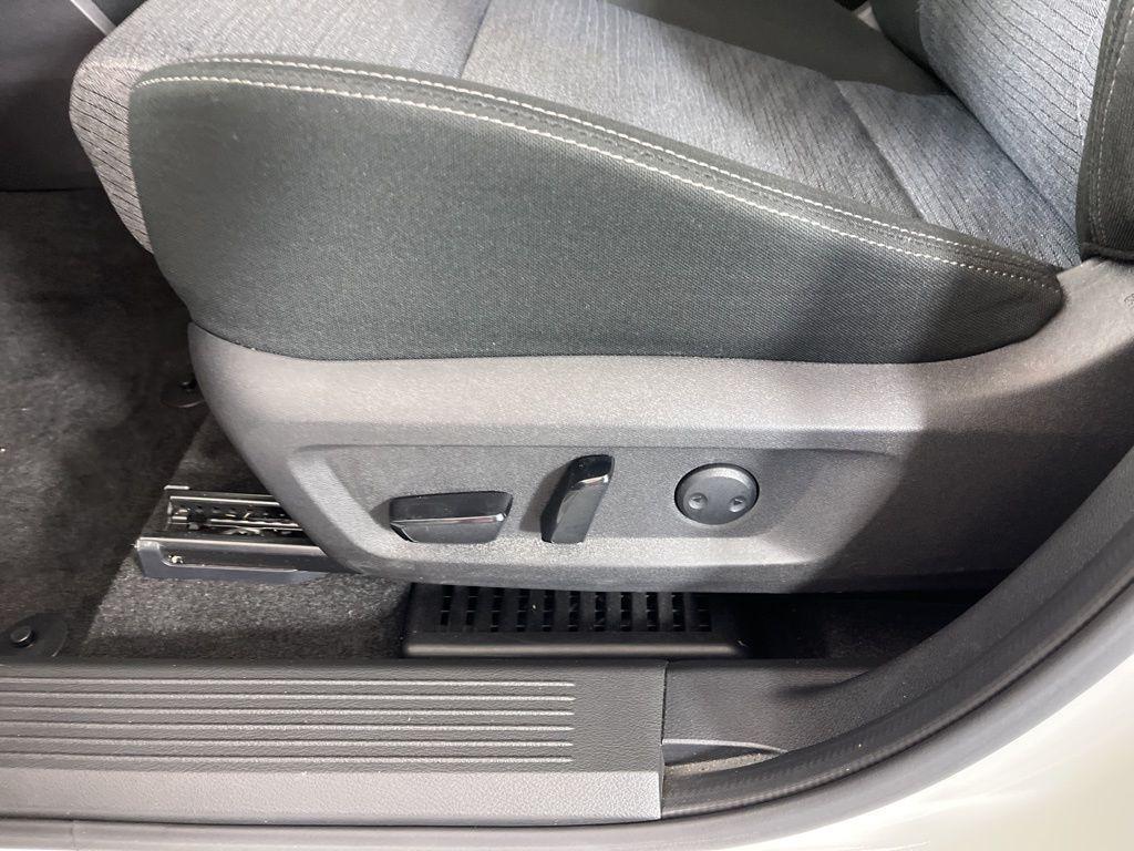 used 2023 Nissan Rogue car, priced at $21,998