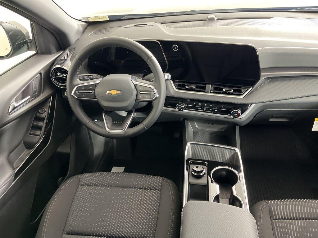 new 2026 Chevrolet Equinox car, priced at $30,820