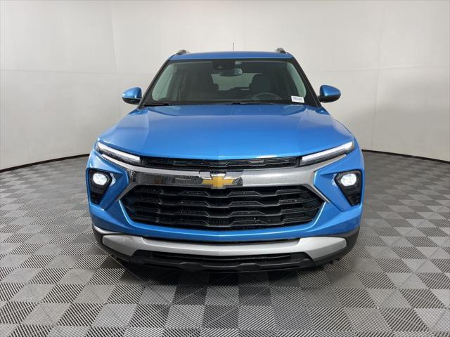 new 2025 Chevrolet TrailBlazer car, priced at $28,515