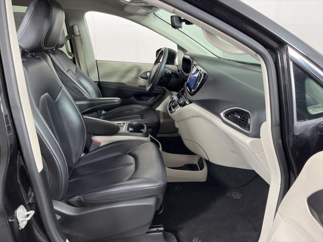 used 2023 Chrysler Pacifica car, priced at $24,977